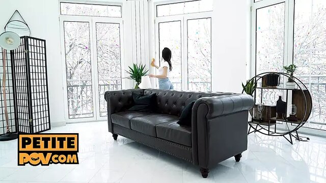 POV: Hot girl Anastasia Brokelyn rides cock